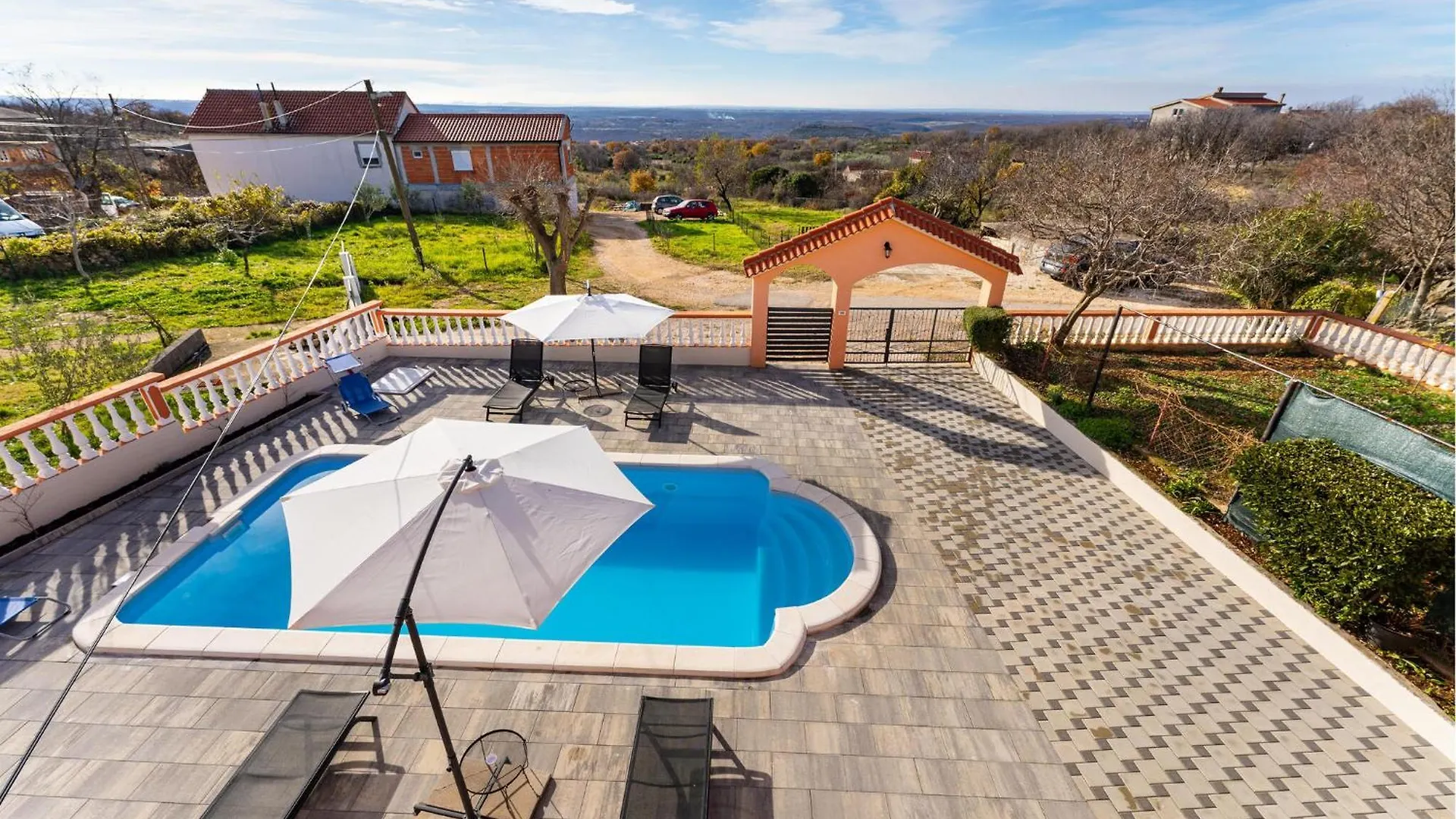 Amazing Home In Slivnica Gornja With Outdoor Swimming Pool クロアチア